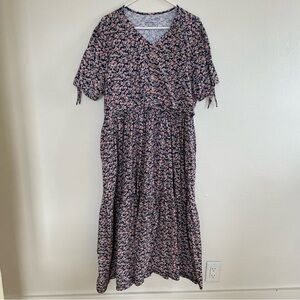 Super Cute Dresses Cotton Navy and Pink Floral V-Neck Midi Nursing Dress